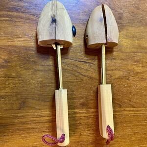 Cedar Shoe Trees Size Medium Rochester Shoe Tree Co. Ashland NH. Set Of 2